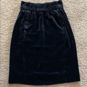 Women’s knee length skirt